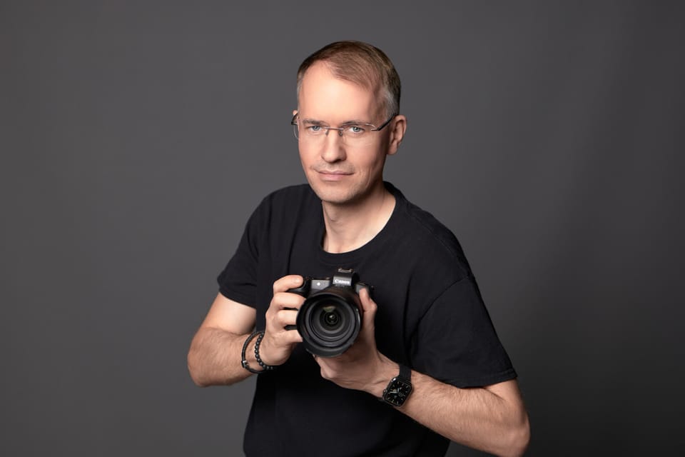 Enhancing Companies Through Captivating Portraits